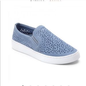 Vionic Splendid Midi Perf Slip-on shoe